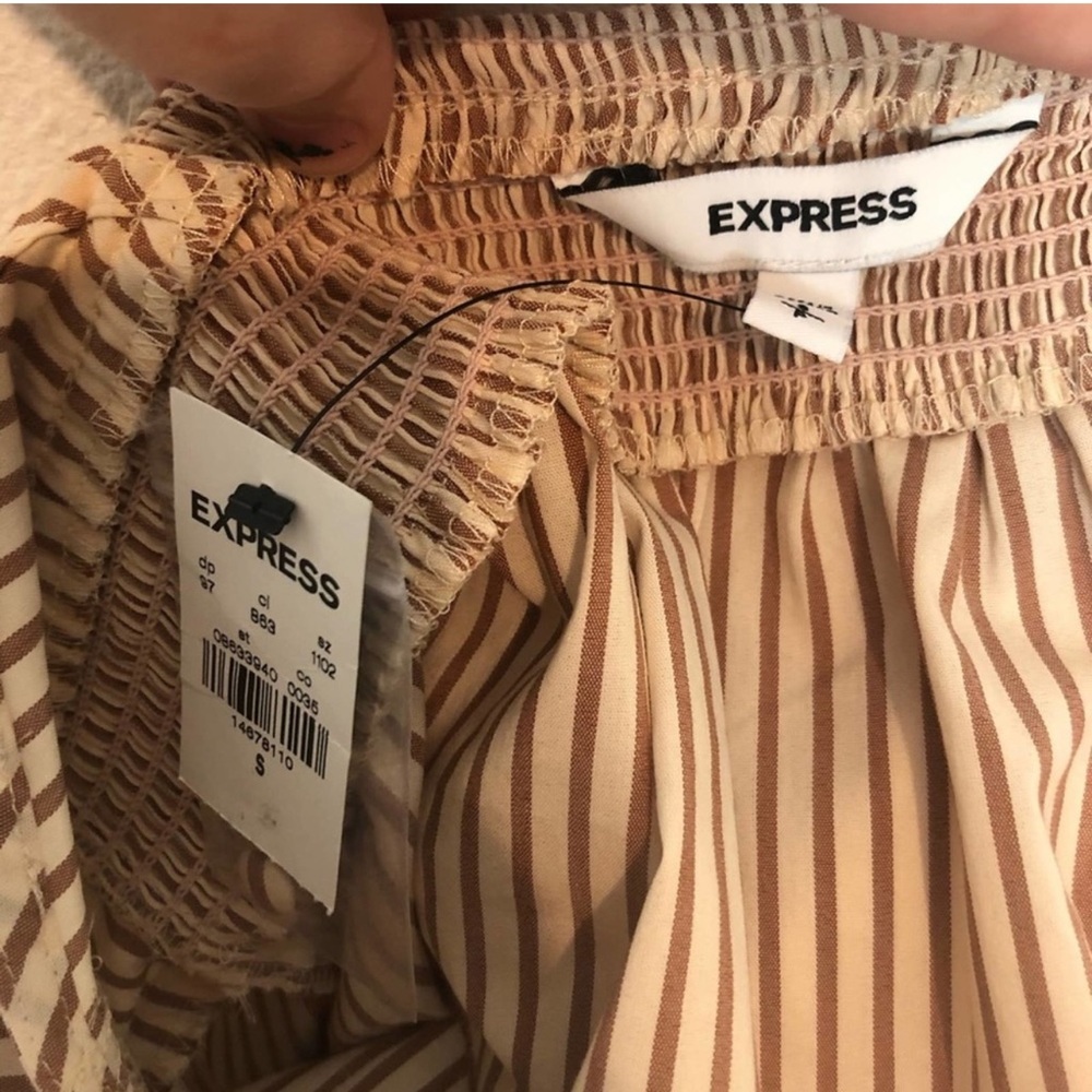 Express Top - Picture 5 of 6